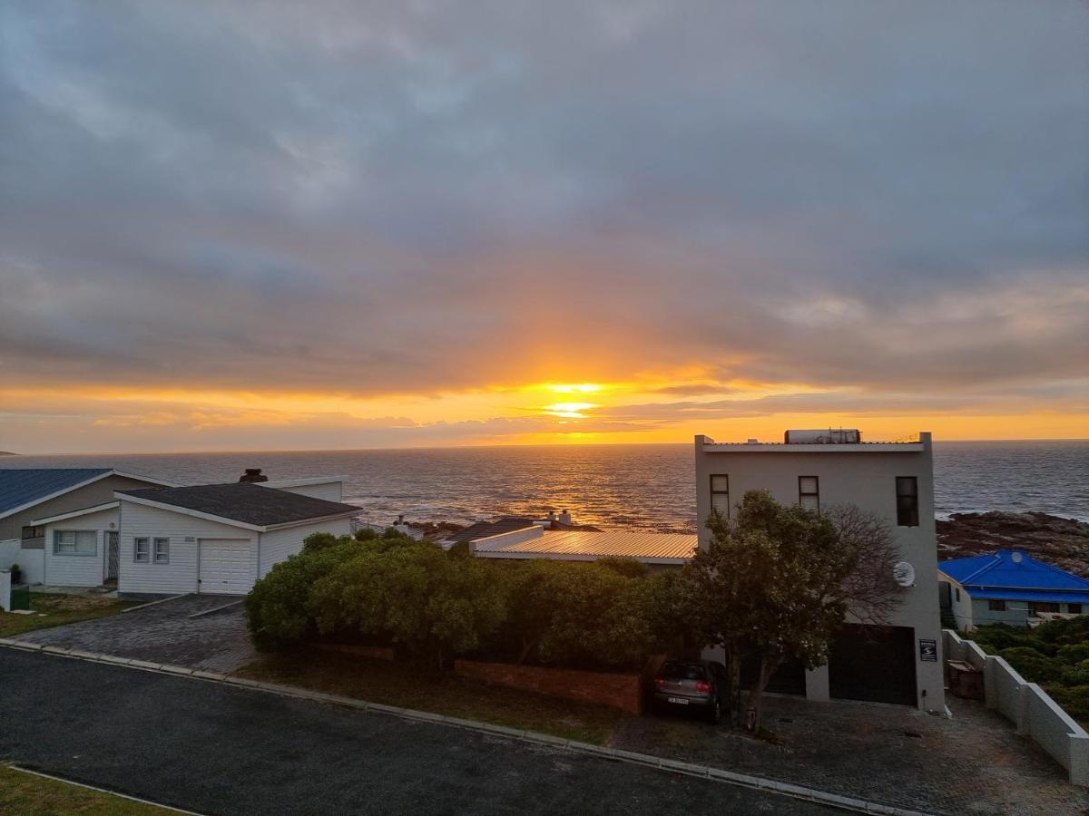 The Bay Lodge Gansbaai Kültér fotó