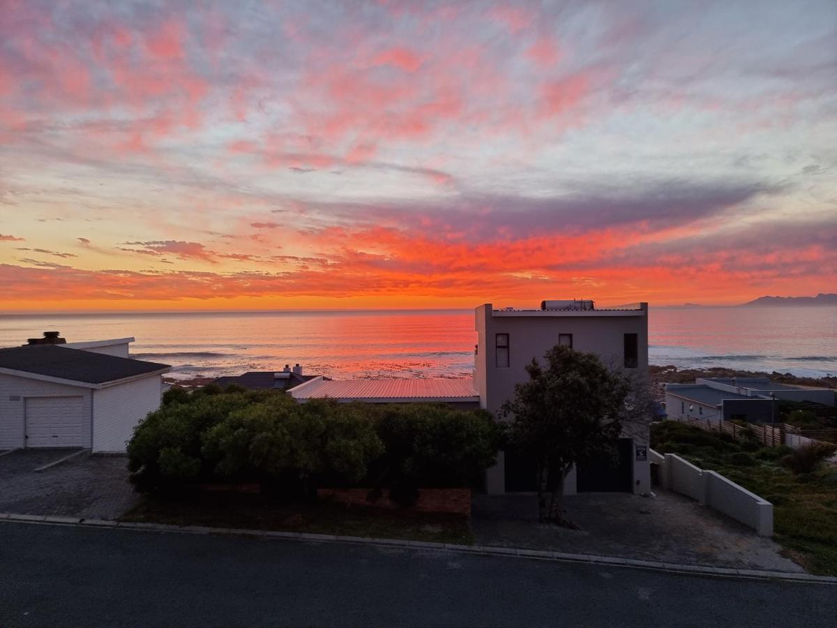 The Bay Lodge Gansbaai Kültér fotó